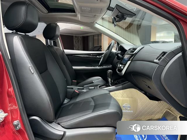 Nissan TIIDA id 4393806 из Китая 21