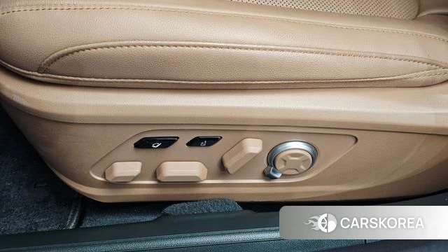 Hyundai Grandeur (GN7) id 4571931 из Кореи 21