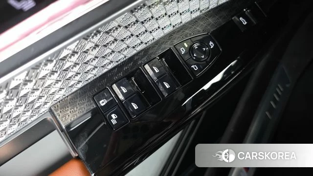BMW 7 Series (G70) id 4578707 из Кореи 21