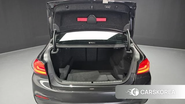 BMW 5 Series (G30) id 4225276 из Кореи 21