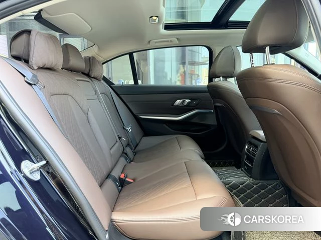BMW 3 series id 4313733 из Китая 21