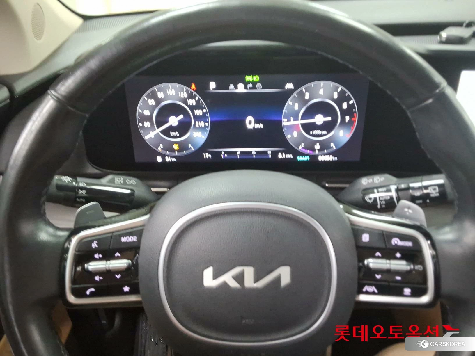 Kia Carnival id 4352415 из Кореи 21