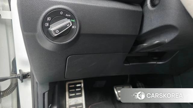 Volkswagen T-Roc id 4614324 из Кореи 21