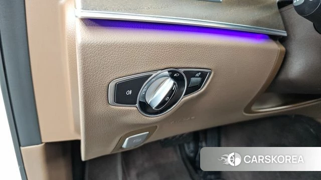 Mercedes-Benz E-Class W213 id 4502265 из Кореи 21