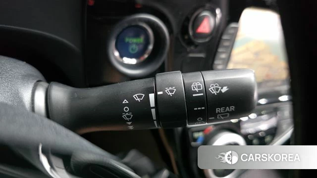 Toyota Prius C id 4693888 из Кореи 21