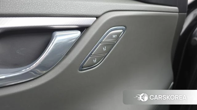 Hyundai The New Grandeur IG Hybrid id 4284442 из Кореи 21