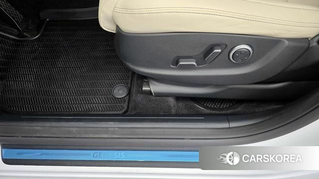 Genesis GV70 id 4560562 из Кореи 21