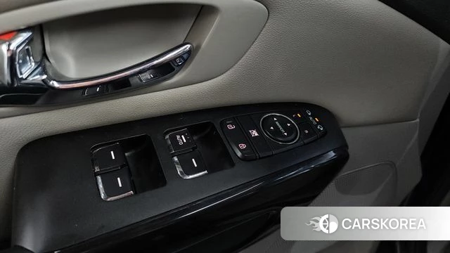 Kia The New Carnival id 4317947 из Кореи 21