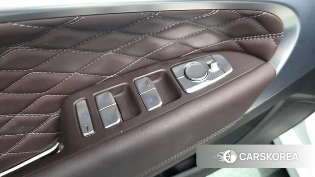 Genesis The New G70 id 4591446 из Кореи 21