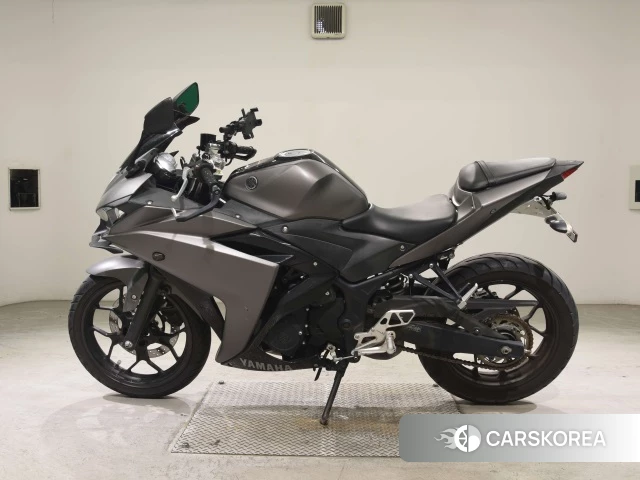 Yamaha YZF-R25 id 3945670 из Японии 21