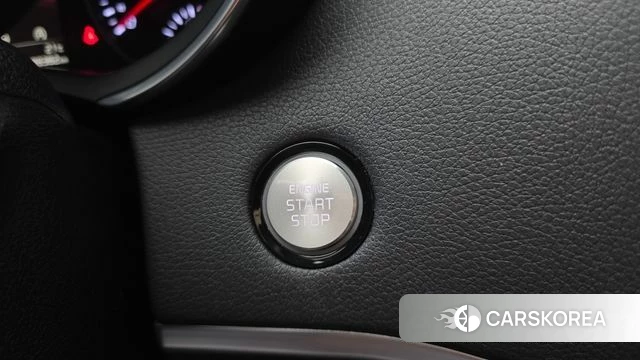 Kia Stinger Meister id 4793981 из Кореи 21