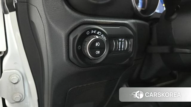 Jeep Wrangler (JL) id 4284345 из Кореи 21