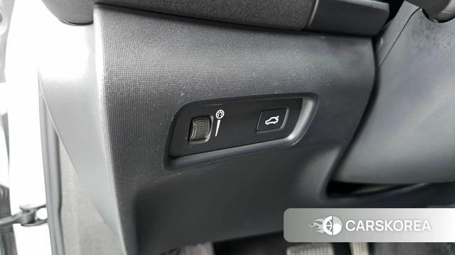 Polestar Polestar 2 id 4500842 из Кореи 21