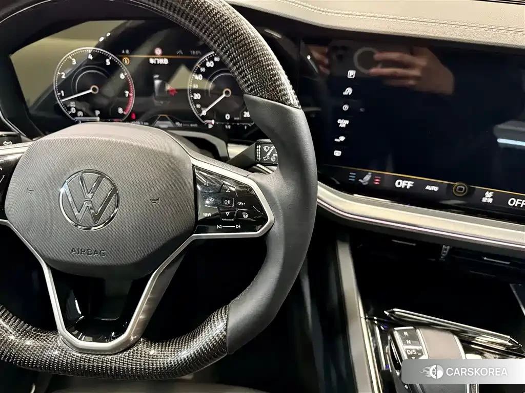 Volkswagen Touareg id 4577874 из Китая 21