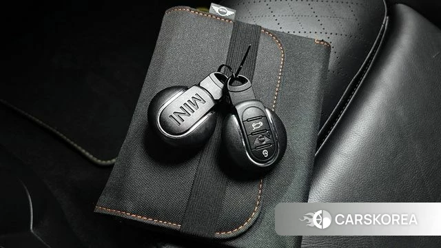Mini Cooper Electric id 4481624 из Кореи 21
