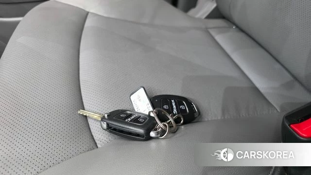 Hyundai The New Grand Starex id 4245977 из Кореи 21