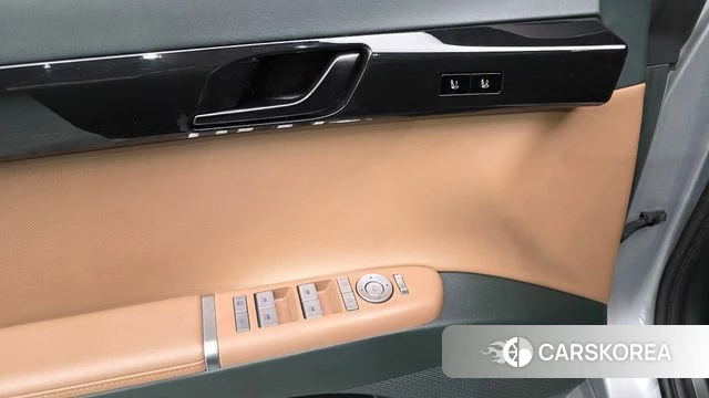 Hyundai Grandeur Hybrid (GN7) id 4315884 из Кореи 21