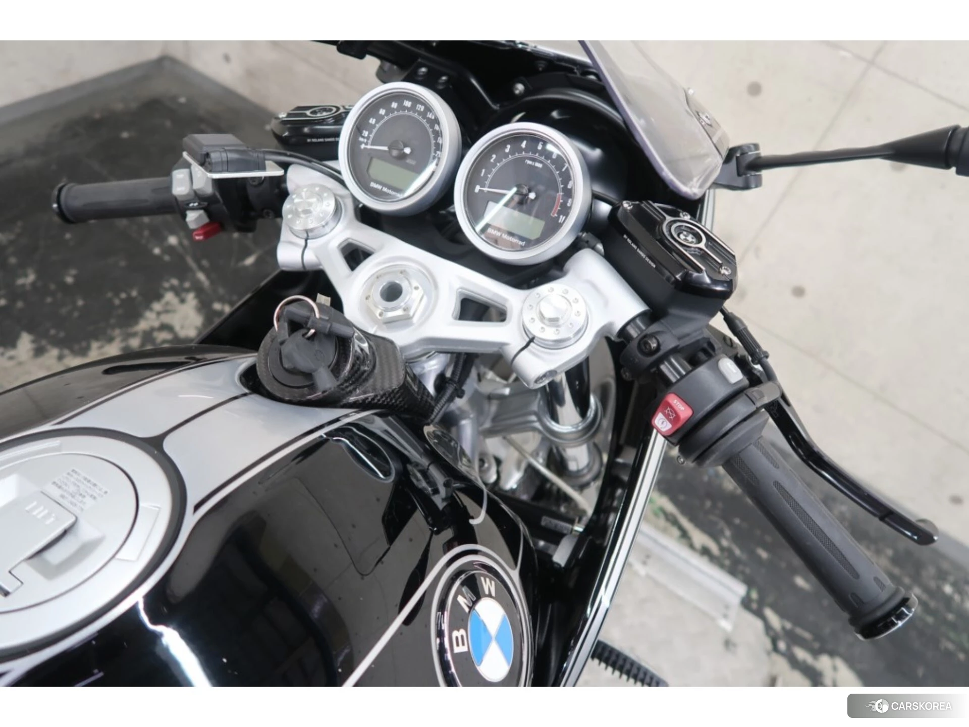BMW R NINE T RACER id 4374334 из Японии 21