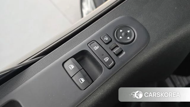Hyundai Staria id 4360922 из Кореи 21