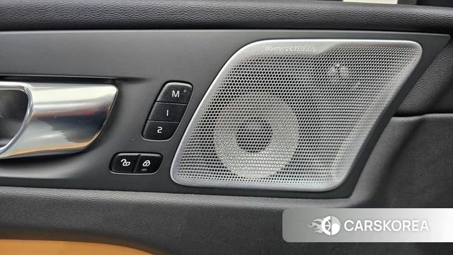 Volvo XC60 second Generation id 4344048 из Кореи 21