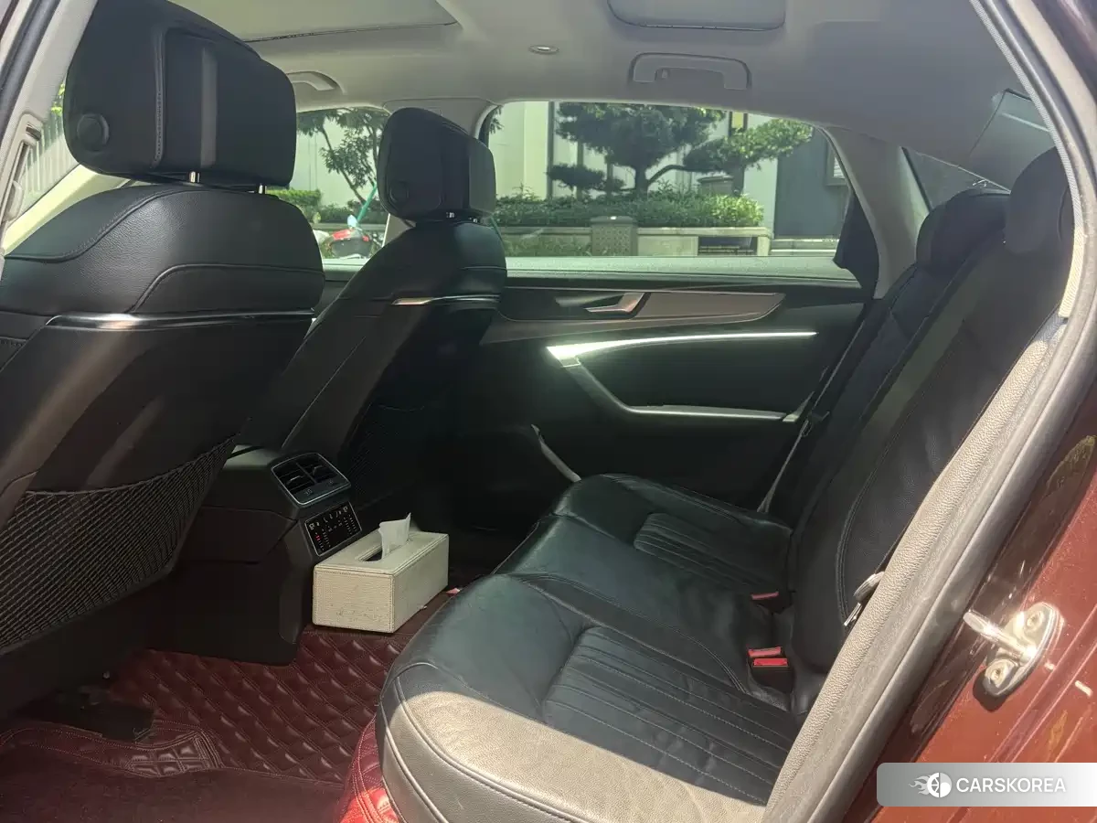 Audi A6L id 4546666 из Китая 21