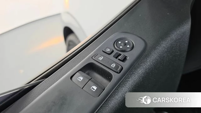 Hyundai Staria id 4687396 из Кореи 21