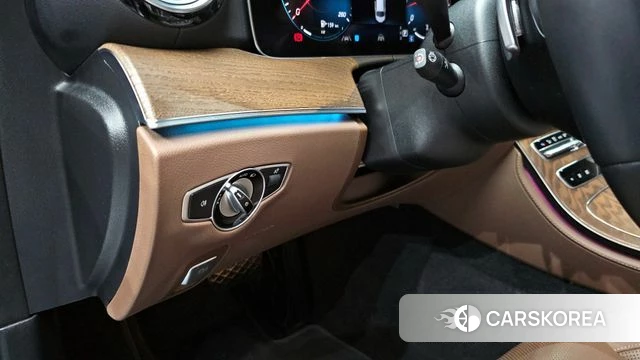 Mercedes-Benz E-Class W213 id 4323425 из Кореи 21