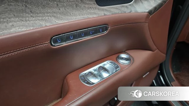 Genesis G90 (RS4) id 4428520 из Кореи 21