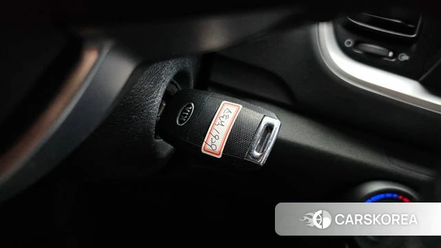 Kia Stonic id 4856426 из Кореи 21