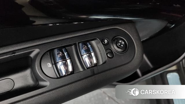 Mini Cooper Clubman id 4350724 из Кореи 21