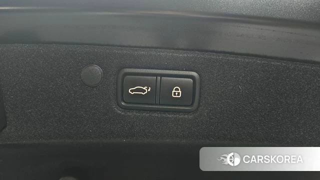 Hyundai The New Grandeur IG Hybrid id 4935920 из Кореи 21
