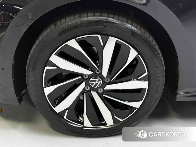 Volkswagen Passat id 4314205 из Китая 21