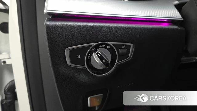 Mercedes-Benz E-Class W213 id 4384638 из Кореи 21
