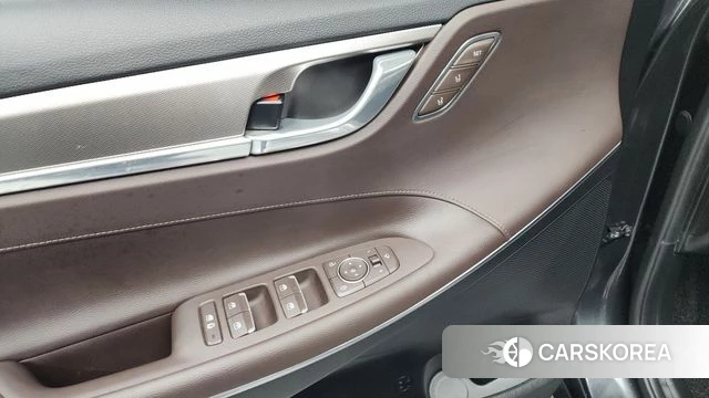 Hyundai The New Grandeur IG Hybrid id 4389885 из Кореи 21