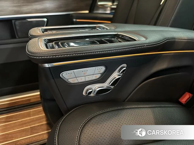 Mercedes-Benz V-class id 4272705 из Китая 21