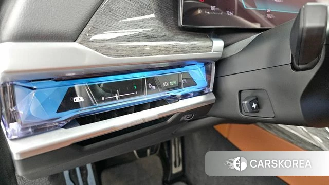 BMW 7 Series (G70) id 4691981 из Кореи 21