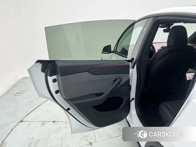 Tesla Model Y id 4199020 из Китая 21