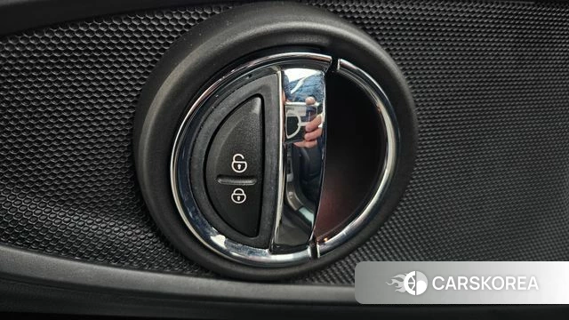Mini Cooper Clubman id 4317428 из Кореи 21