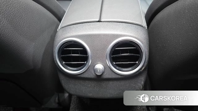 Mercedes-Benz C-Class W205 id 4187659 из Кореи 21