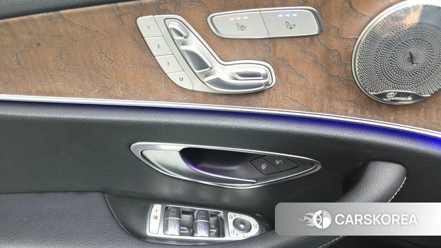 Mercedes-Benz E-Class W213 id 4594413 из Кореи 21