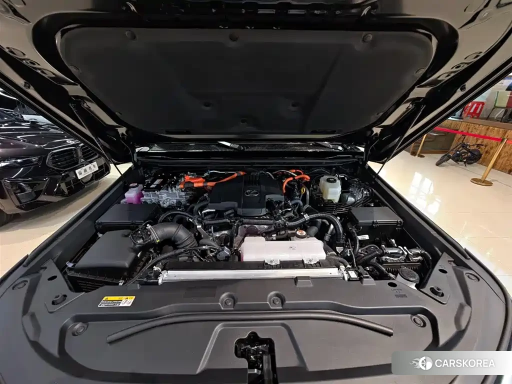 Lexus GX id 4599622 из Китая 21