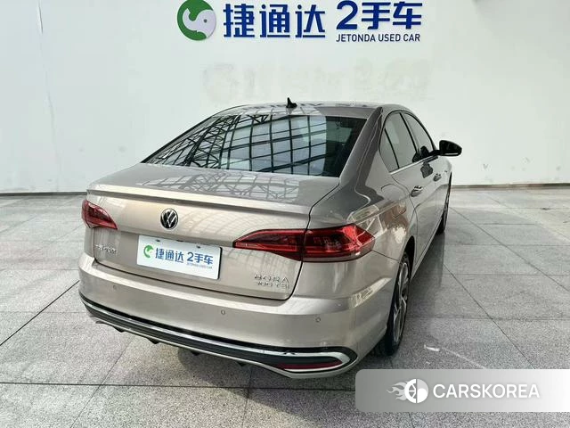 Volkswagen Bora id 4276255 из Китая 21