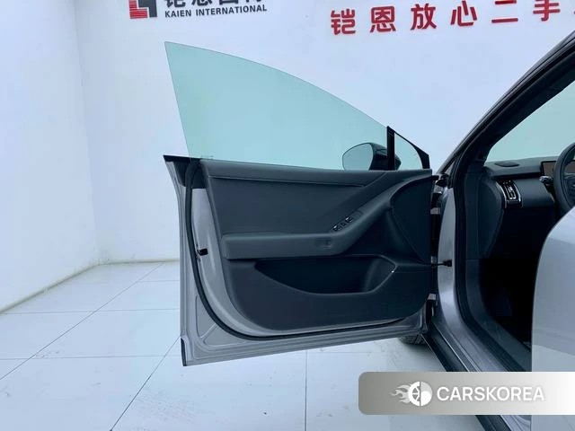 Xiaopeng Motors Xiaopeng P7+ id 3993350 из Китая 21