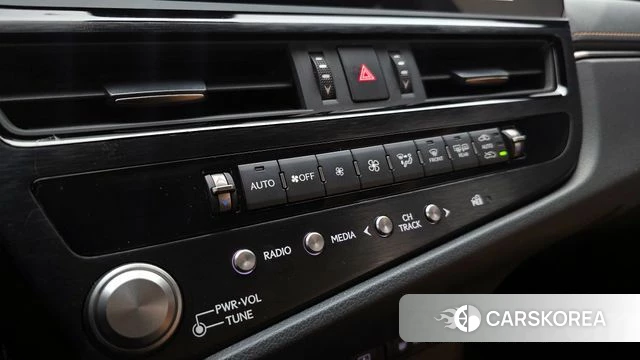 Lexus ES300h 7th generation id 4349715 из Кореи 21