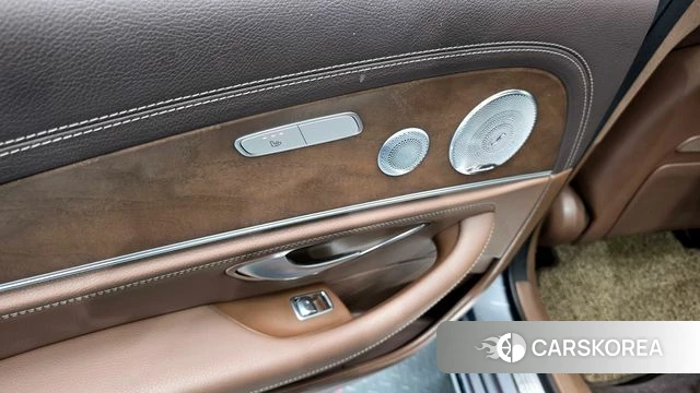 Mercedes-Benz E-Class W213 id 4304706 из Кореи 21