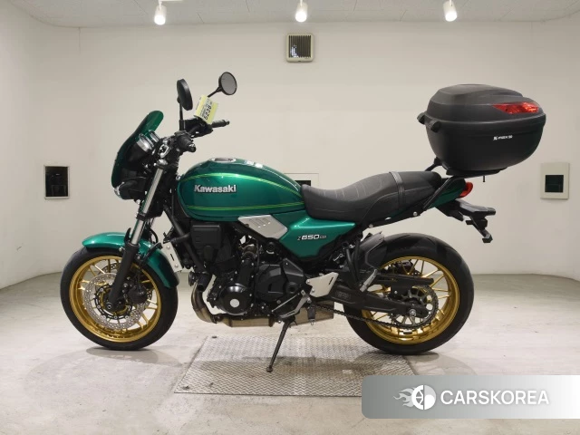 Kawasaki Z650RS id 3949352 из Японии 21