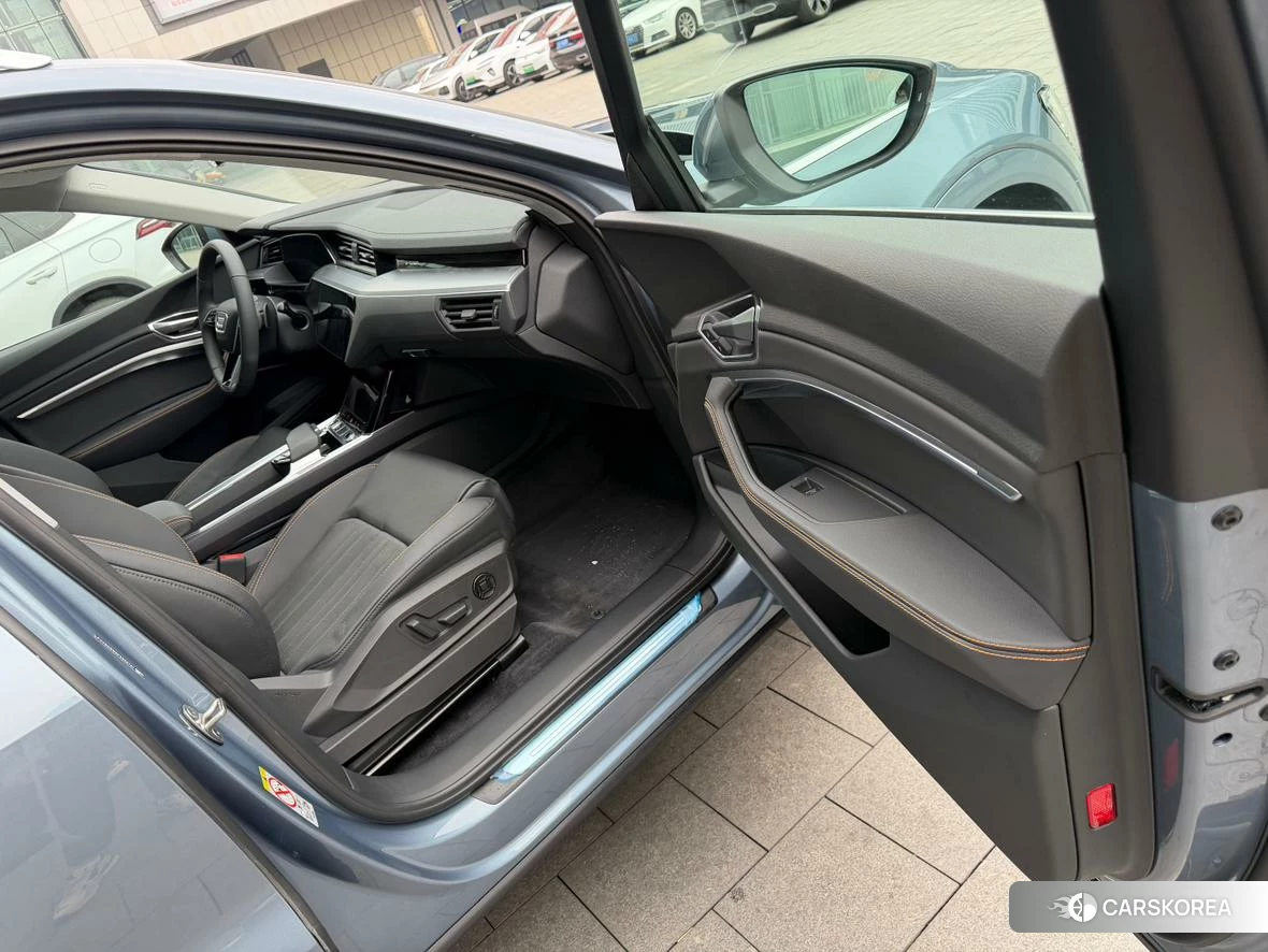 Audi e-tron id 4413590 из Китая 21