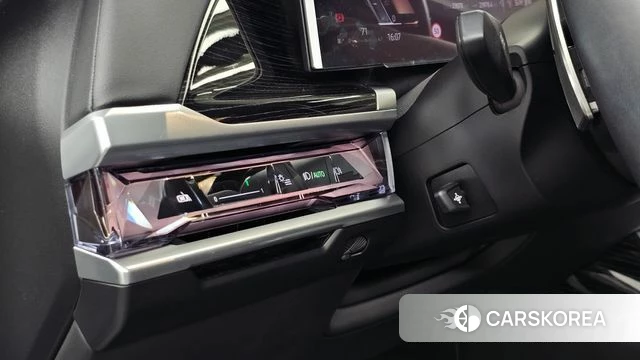 BMW 7 Series (G70) id 4729884 из Кореи 21