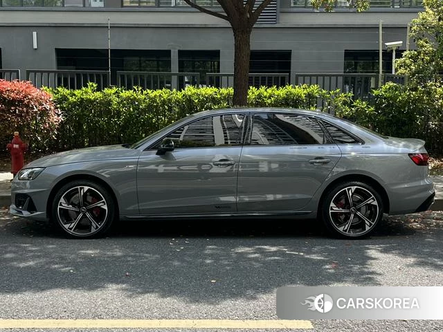 Audi A4L id 4242226 из Китая 21