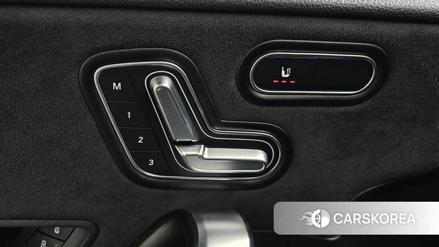 Mercedes-Benz A-Class W177 id 4534140 из Кореи 21